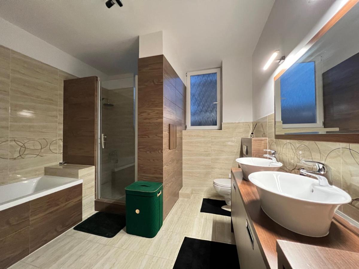 Apartment House Nova Dubnica Экстерьер фото